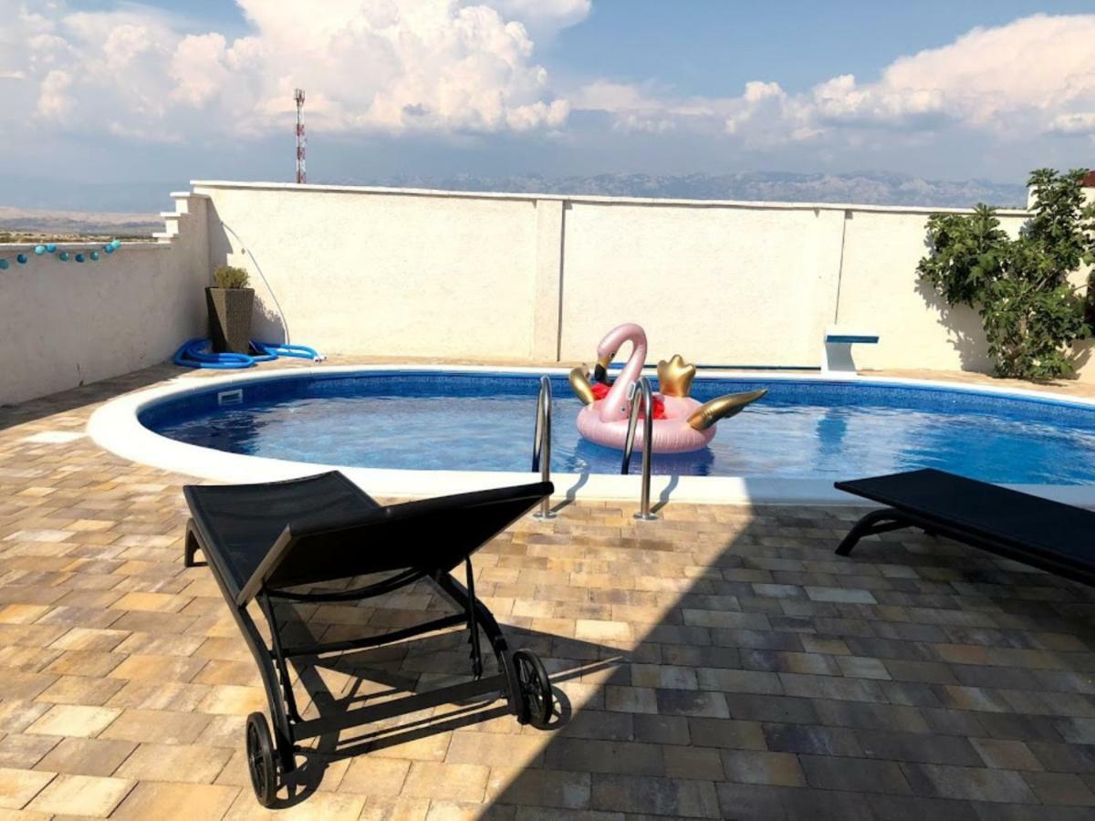 Apartman Matej With Pool Povljana Kültér fotó