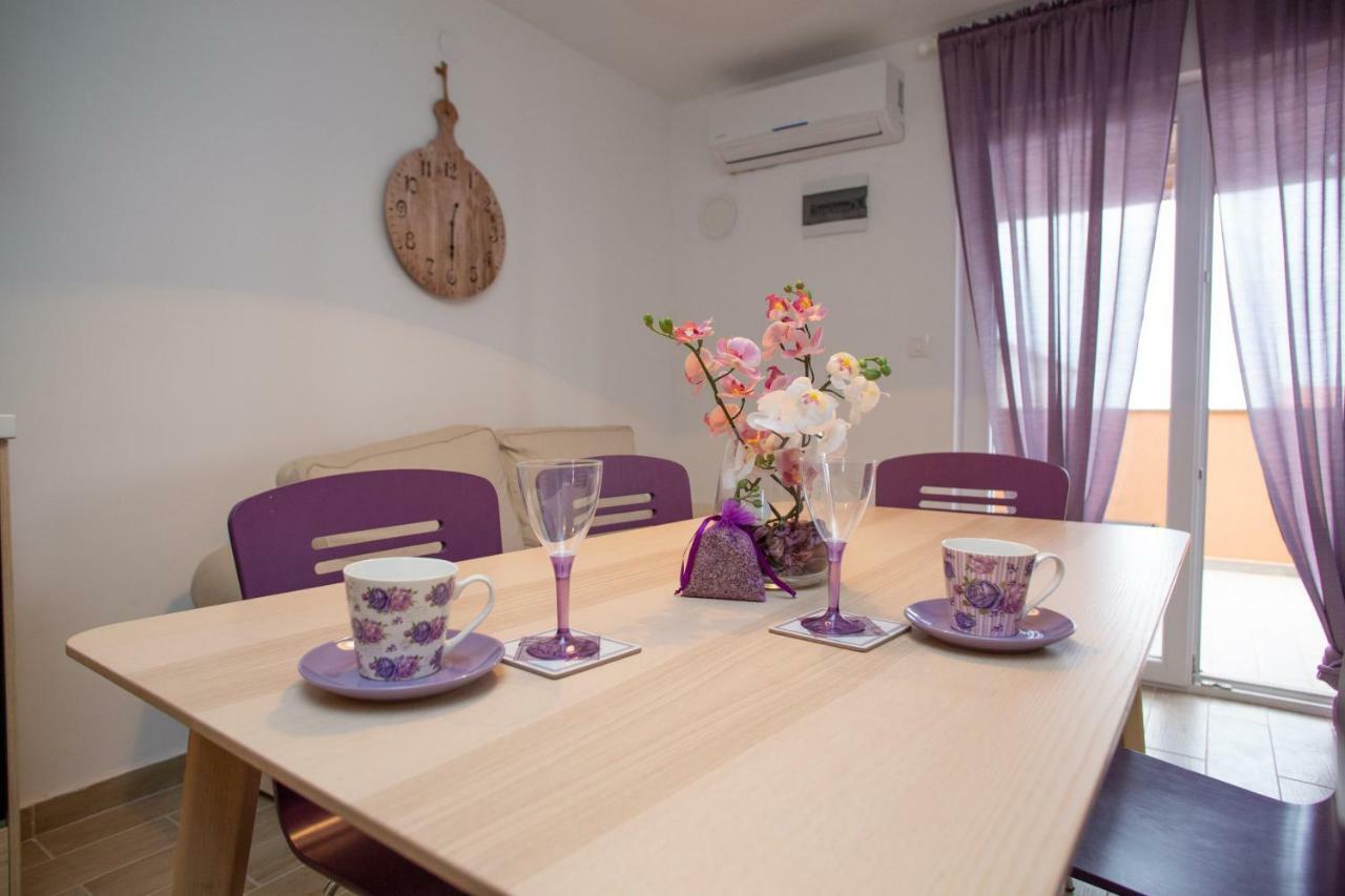 Apartman Matej With Pool Povljana Kültér fotó