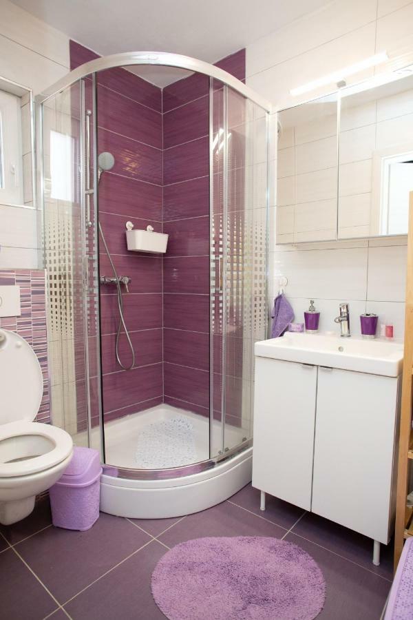 Apartman Matej With Pool Povljana Kültér fotó