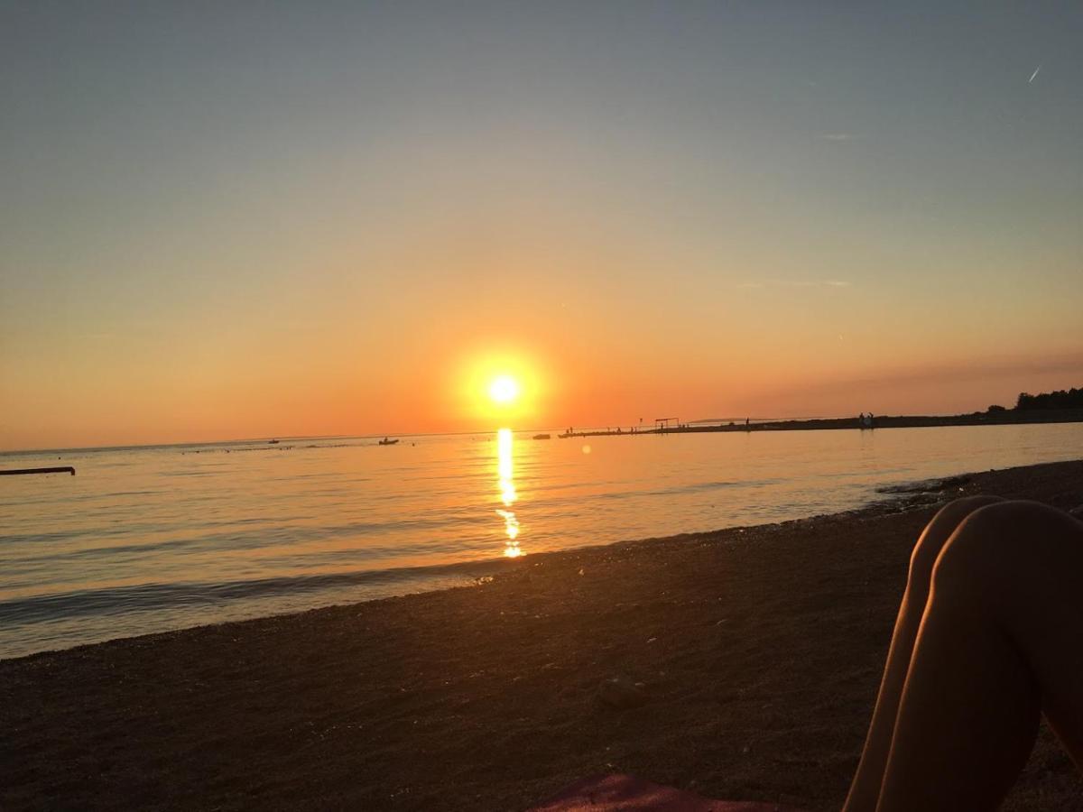 Apartman Matej With Pool Povljana Kültér fotó